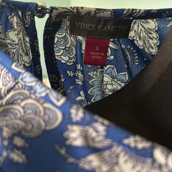 Vince Camuto Blue and White Ruffled Cap Sleeve Blouse - Picture 4 of 5